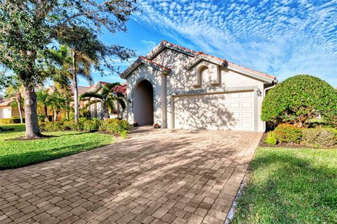 A home in PORT CHARLOTTE