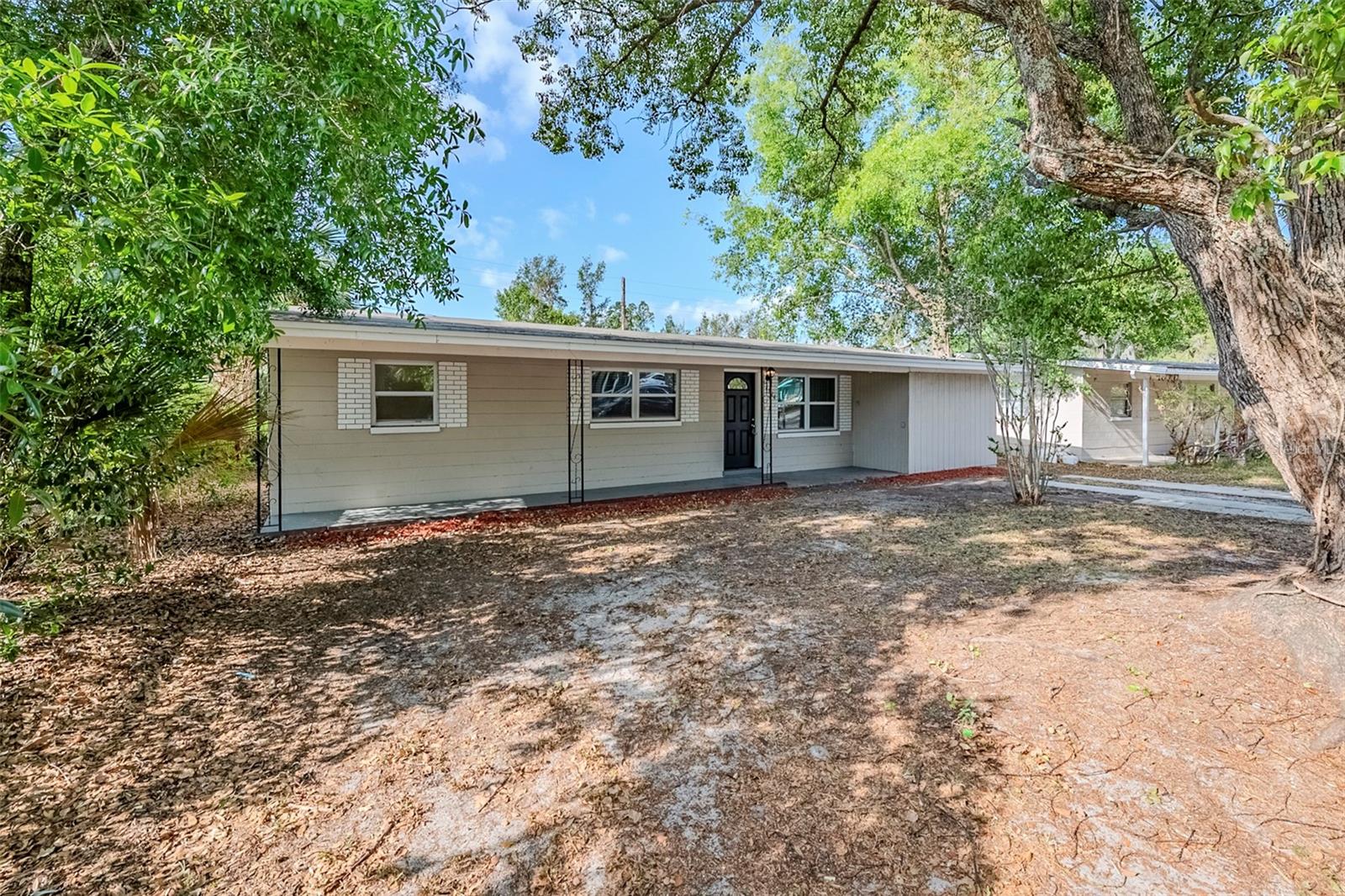 4124 CAYWOOD CIRCLE
