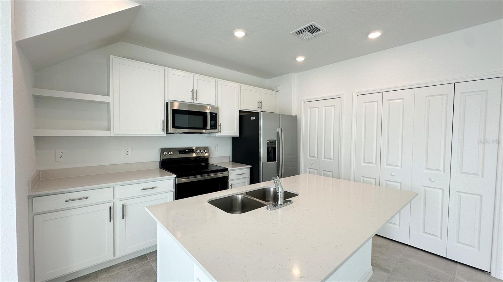 AURORA SUB - Residential Lease