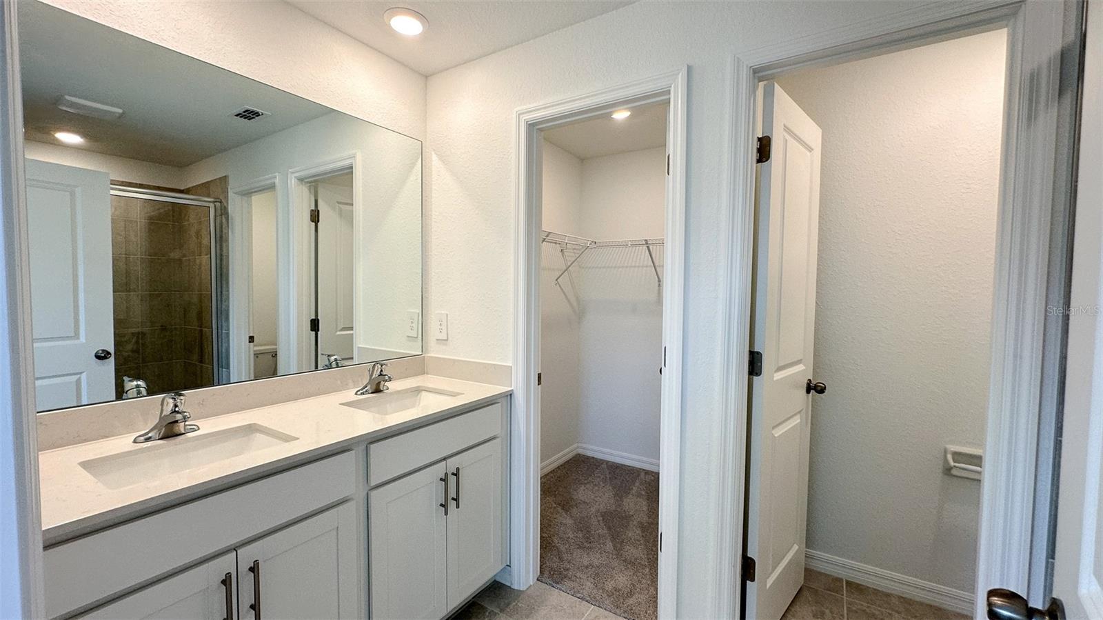 AURORA SUB - Residential Lease