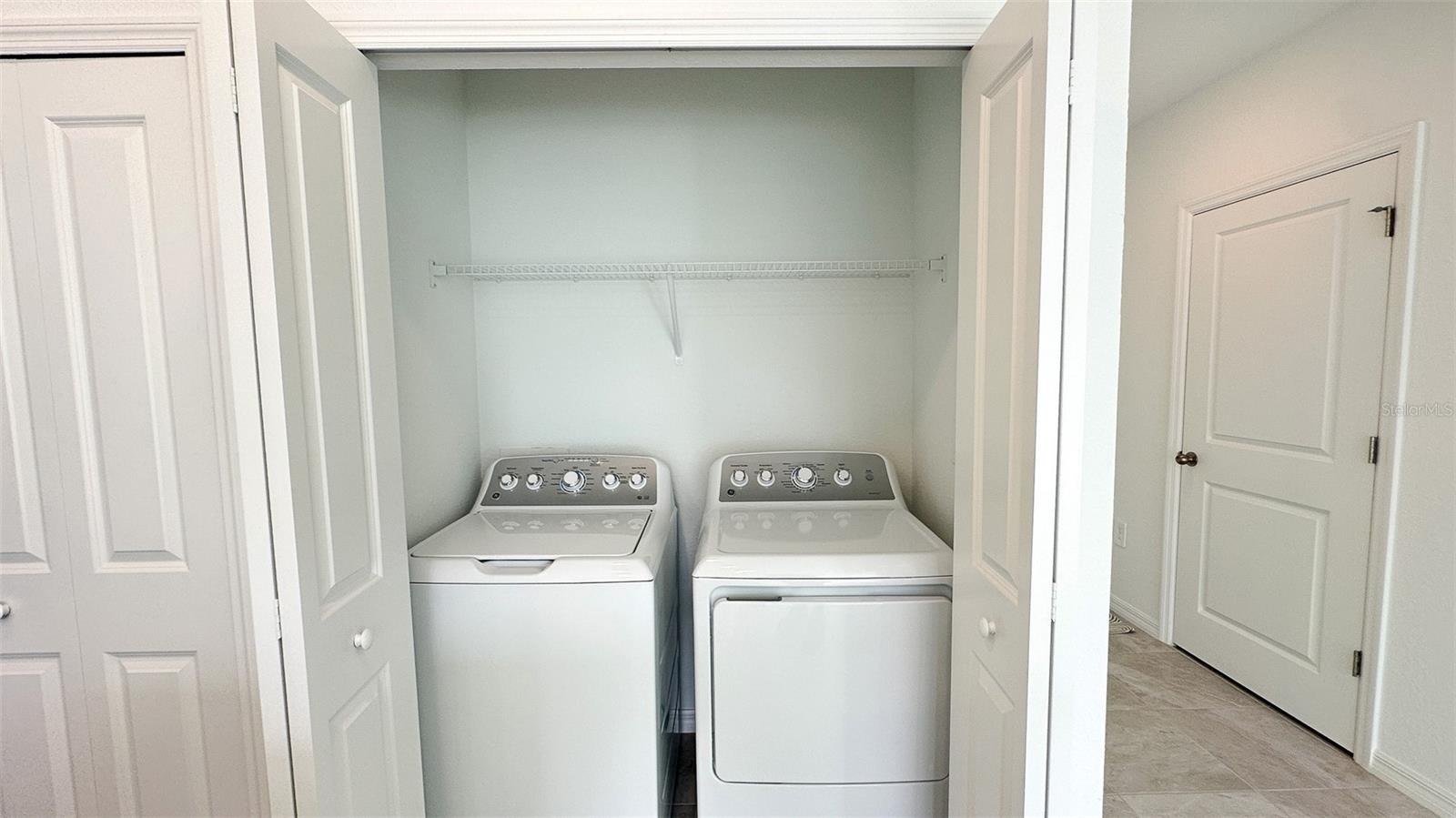 AURORA SUB - Residential Lease