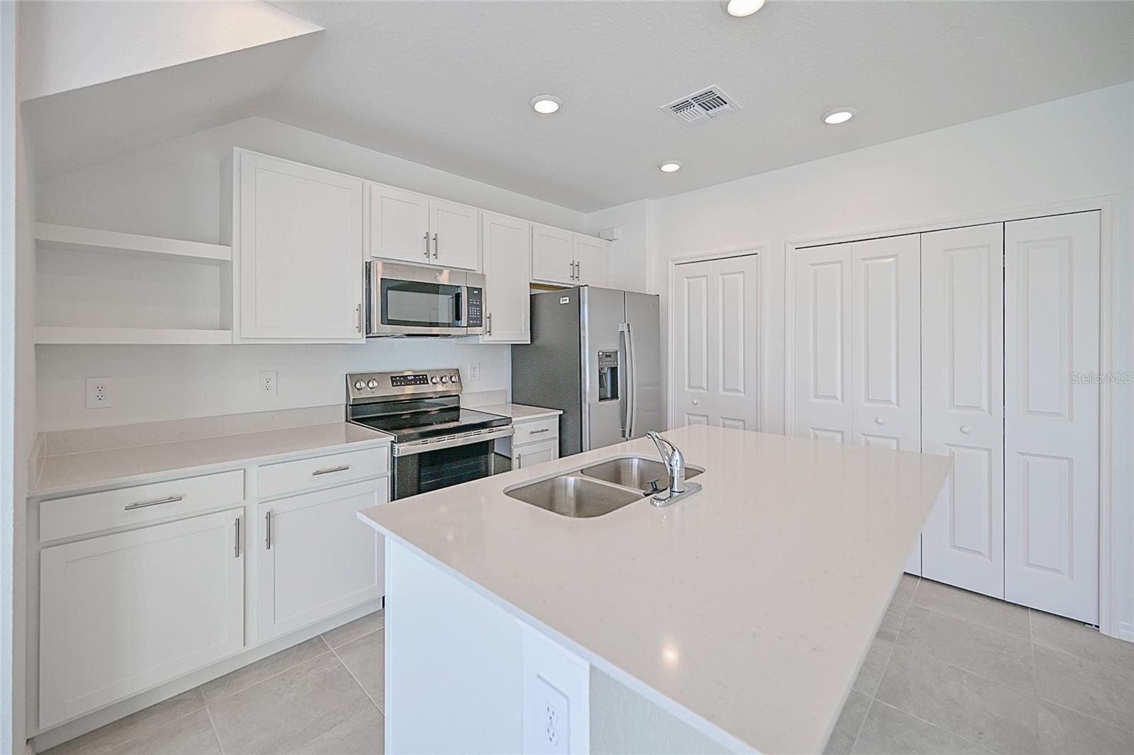 AURORA SUB - Residential Lease