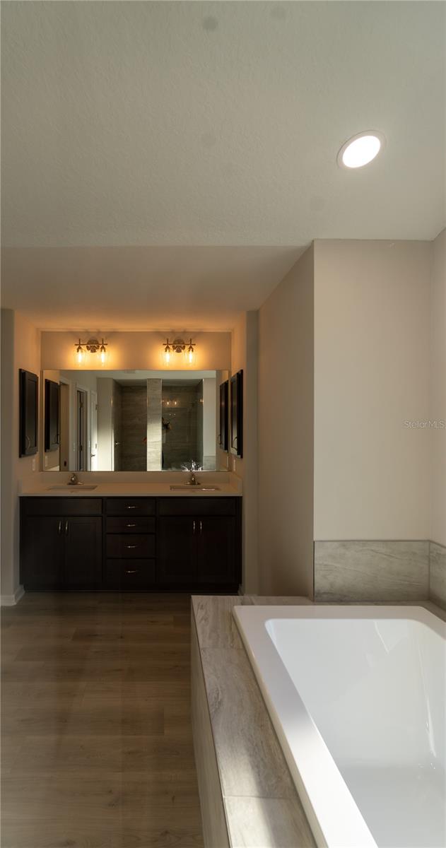 CLEARVIEW ESTATES SECOND ADD - Residential