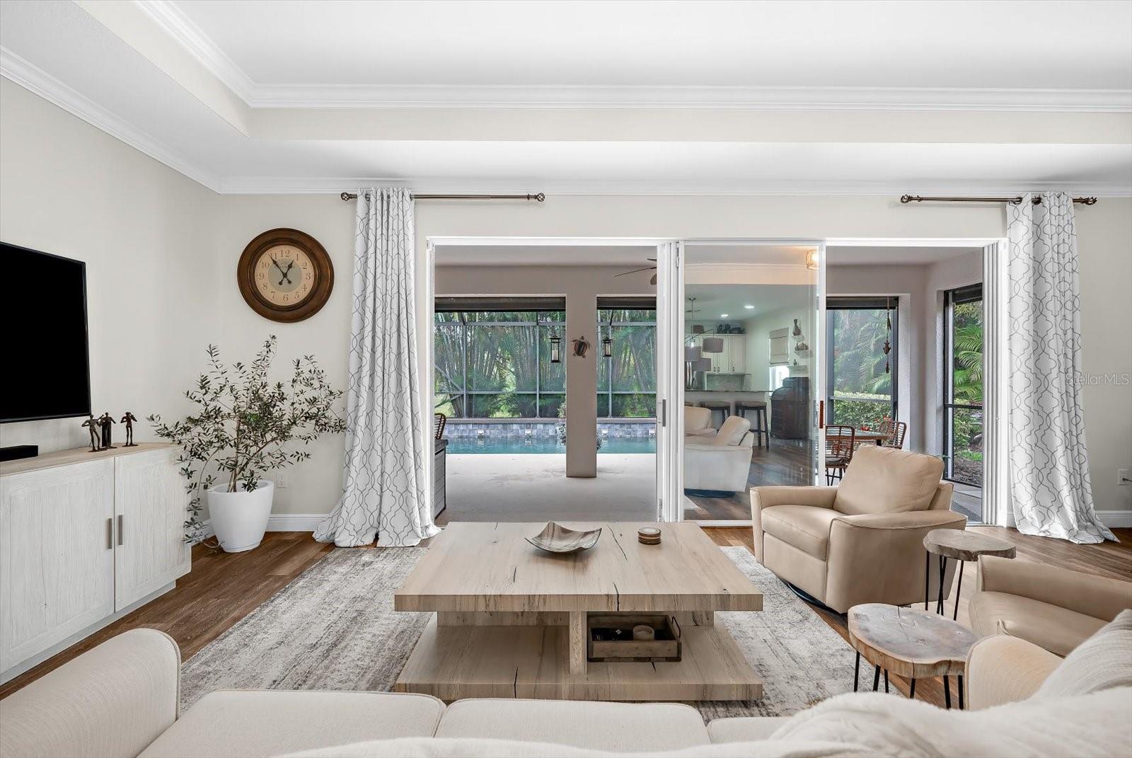 RIVER STRAND - Residential