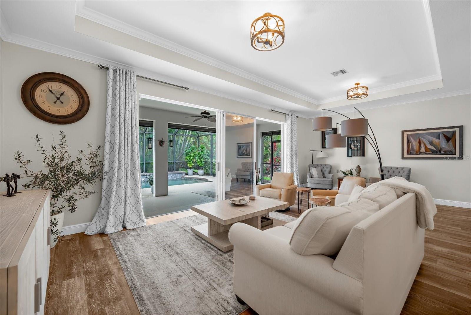 RIVER STRAND - Residential