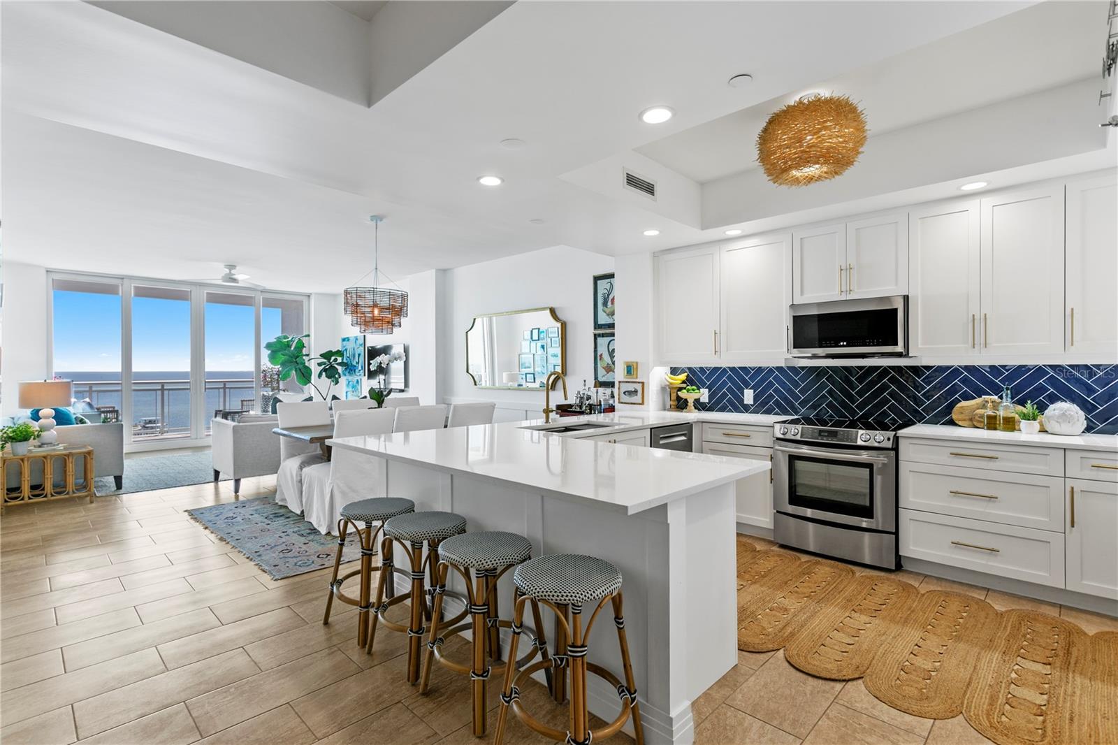 1325 SNELL ISLE BOULEVARD NE 911
