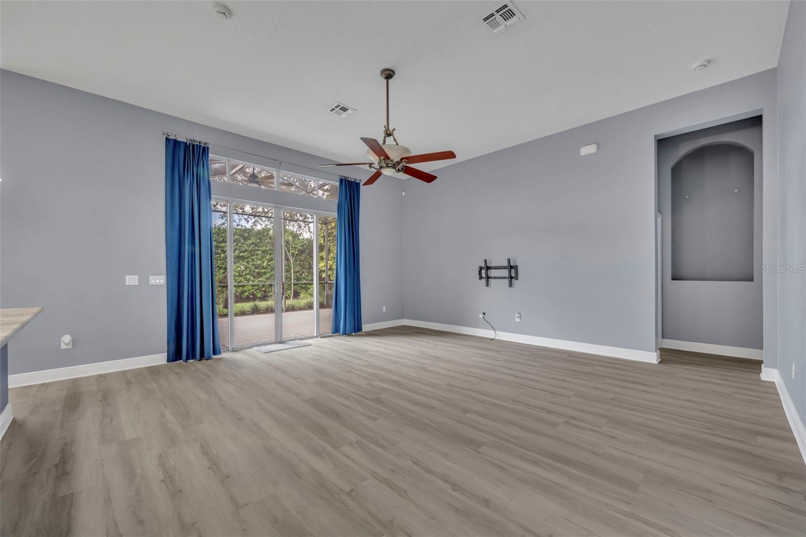 CLERMONT REGENCY HILLS PH 03 LT 67 PB 49 - Residential