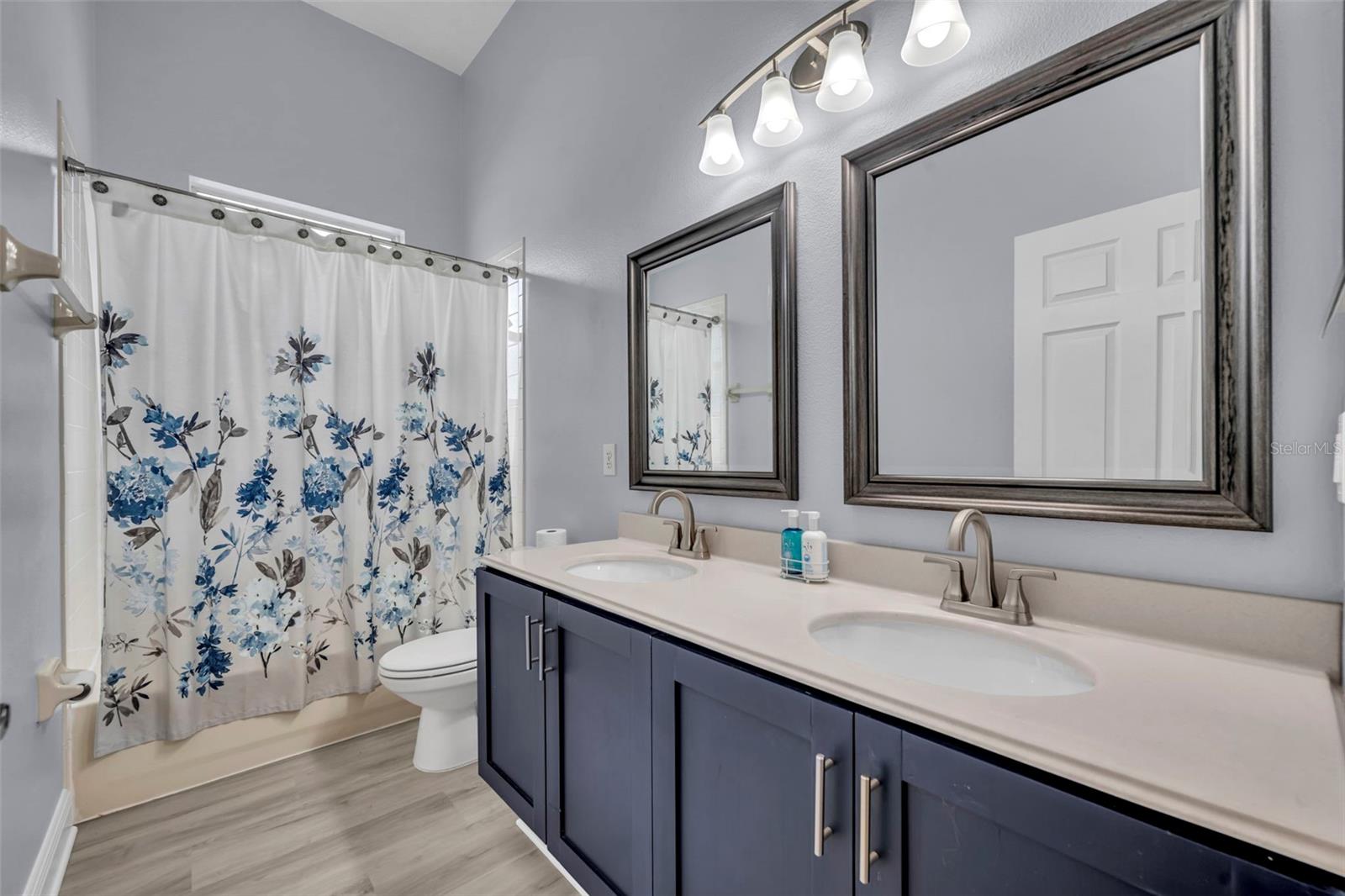 CLERMONT REGENCY HILLS PH 03 LT 67 PB 49 - Residential