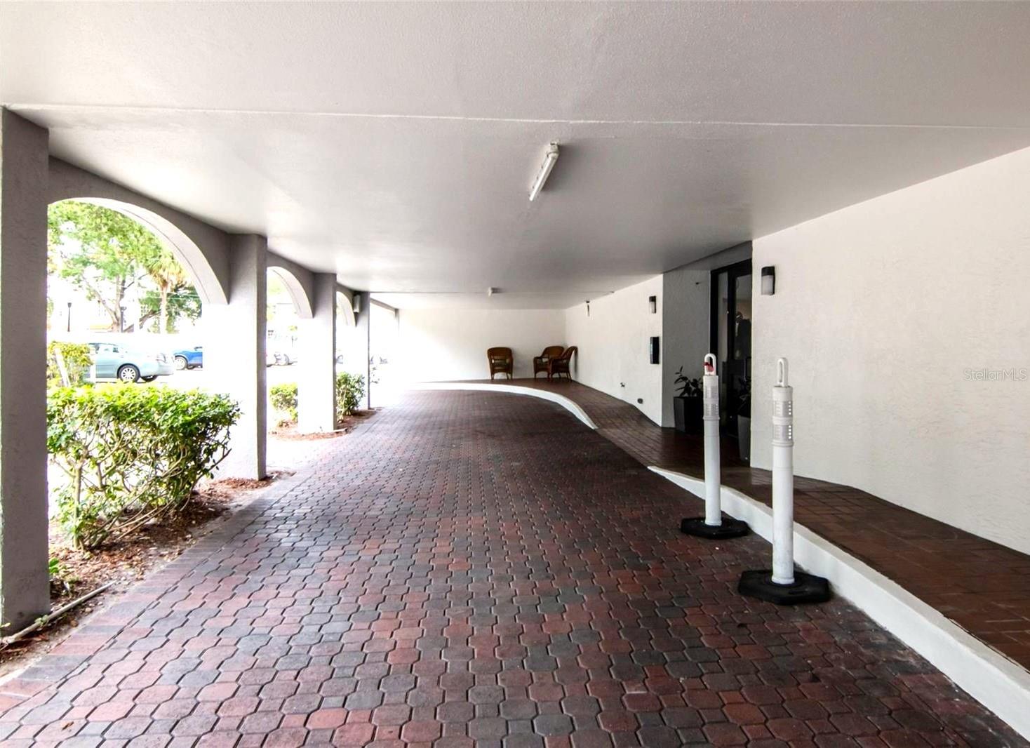 3211 W SWANN AVENUE 806