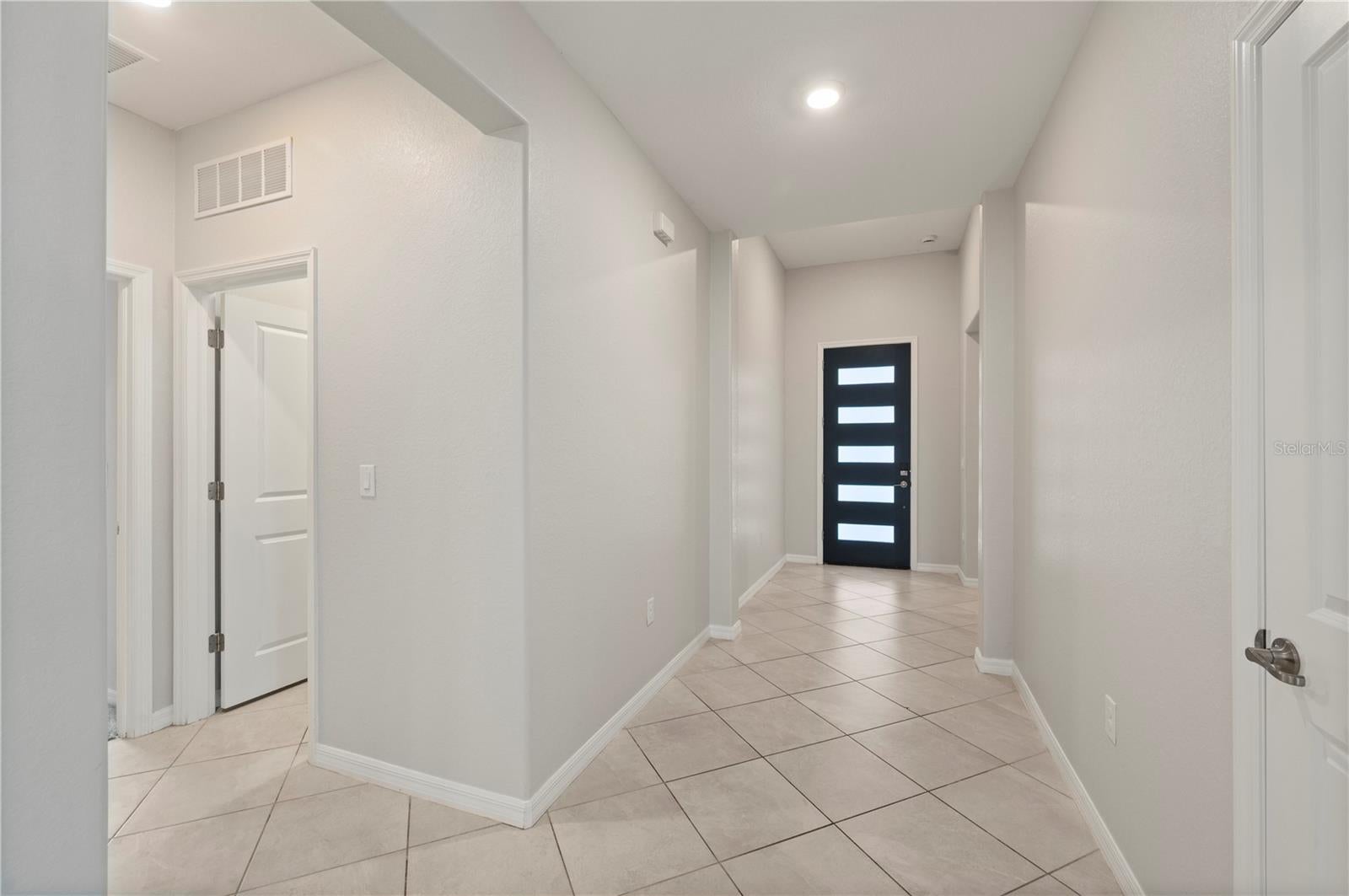 43572 TREADWAY DRIVE