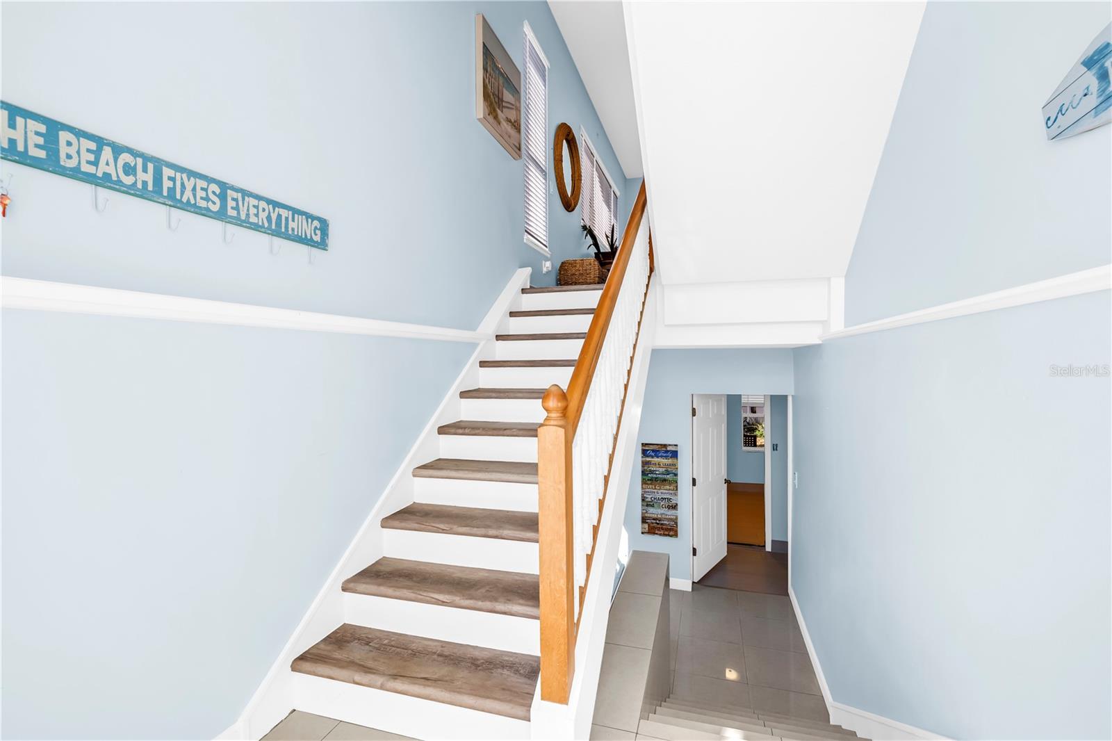 ST PETERSBURG BEACH NORTH UNIT 7 - Residential Lease