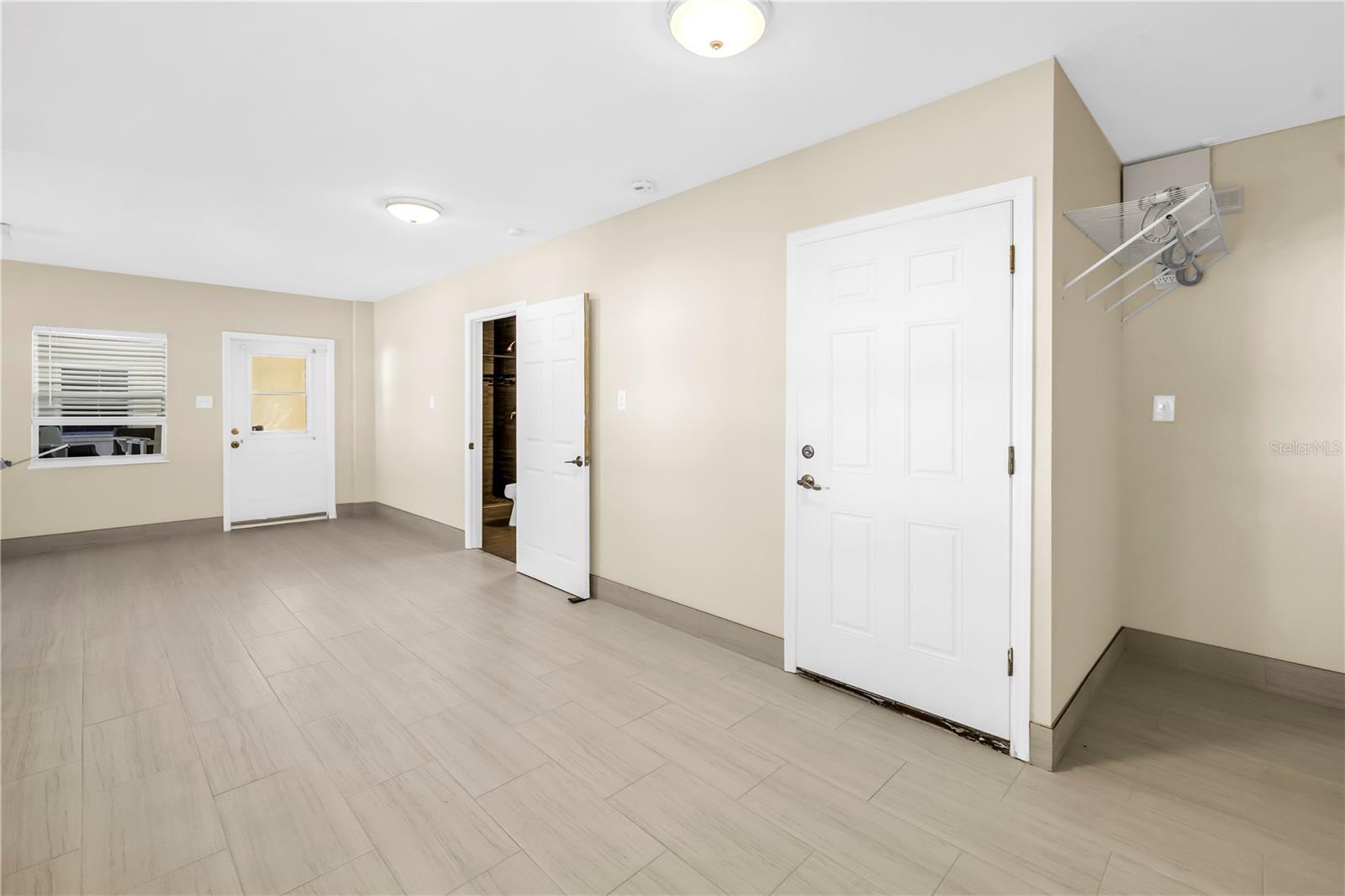 ST PETERSBURG BEACH NORTH UNIT 7 - Residential Lease