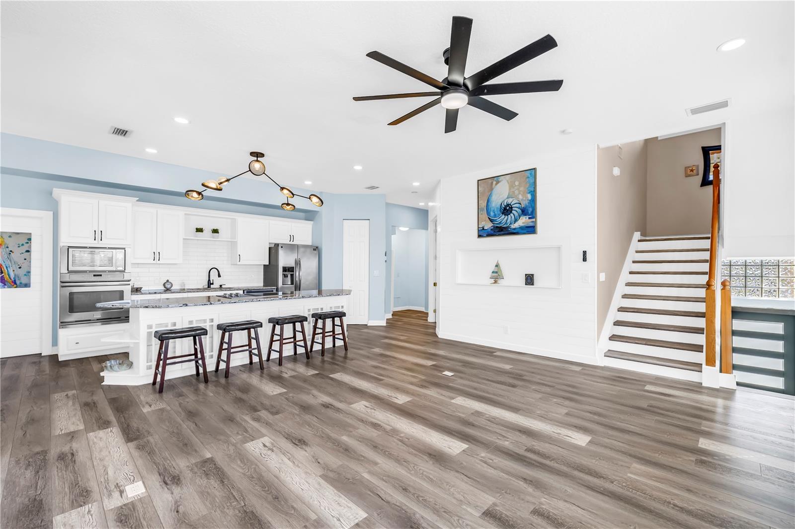 ST PETERSBURG BEACH NORTH UNIT 7 - Residential Lease