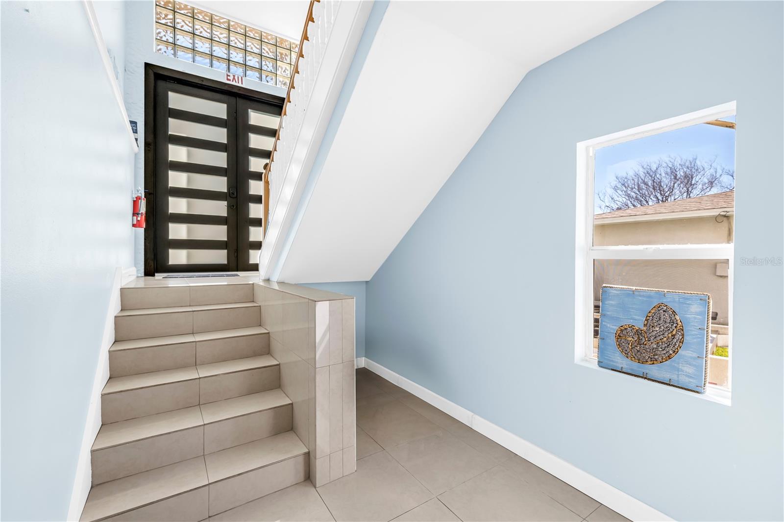 ST PETERSBURG BEACH NORTH UNIT 7 - Residential Lease