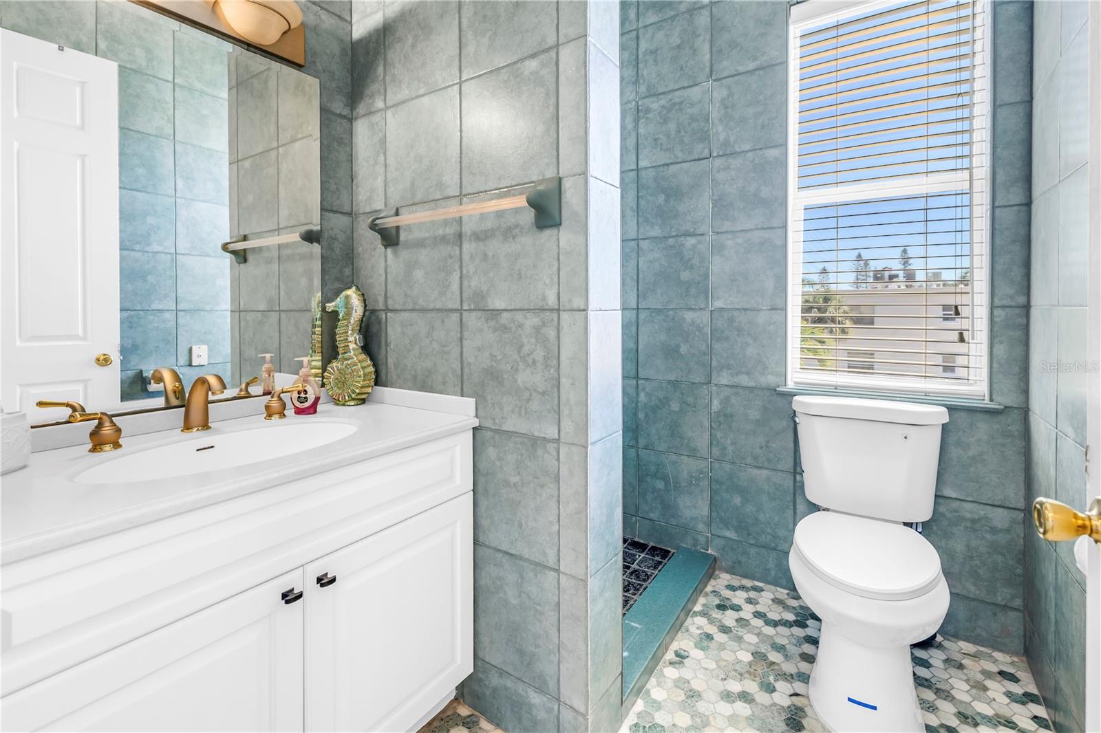 ST PETERSBURG BEACH NORTH UNIT 7 - Residential Lease