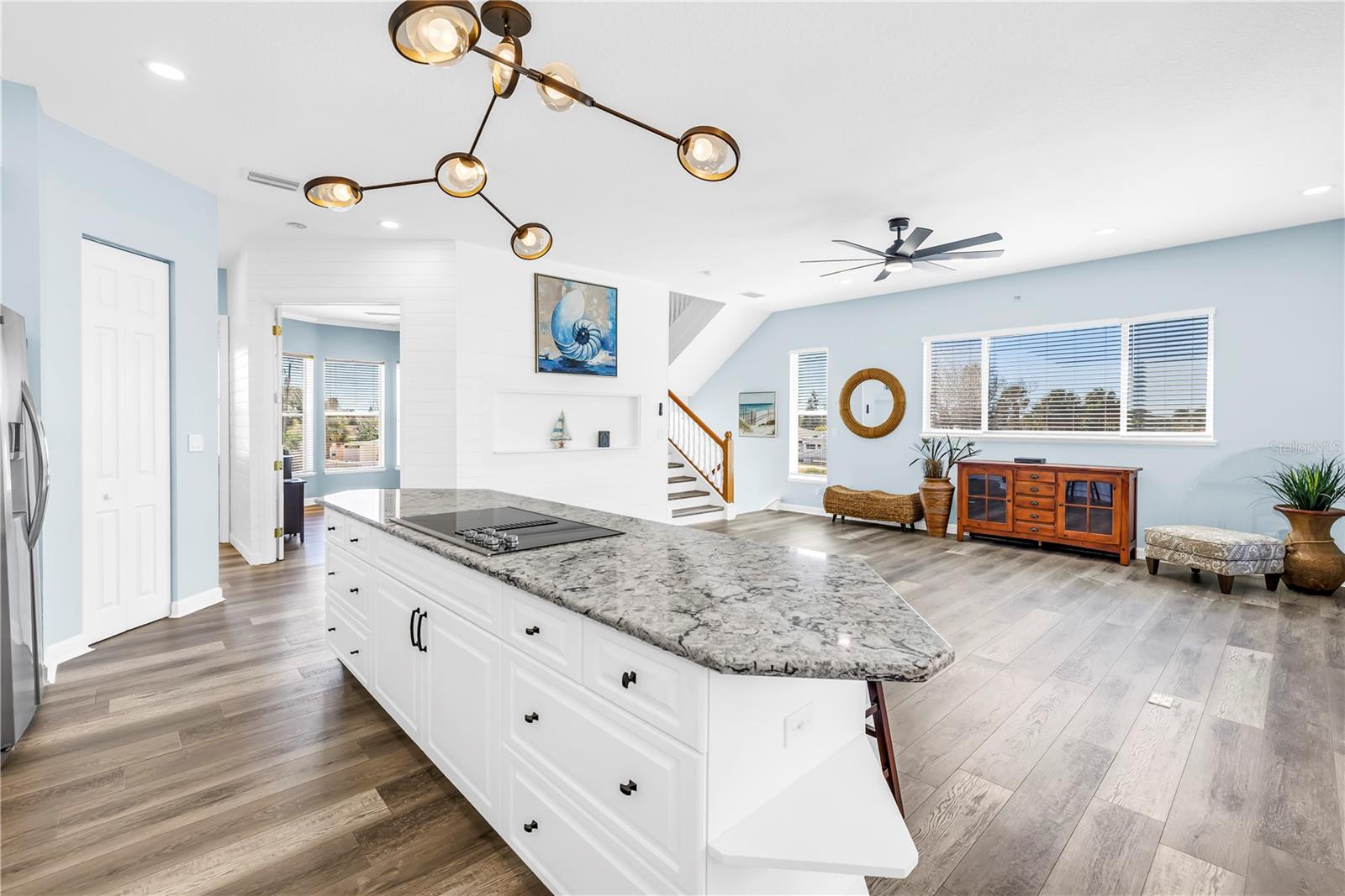 ST PETERSBURG BEACH NORTH UNIT 7 - Residential Lease