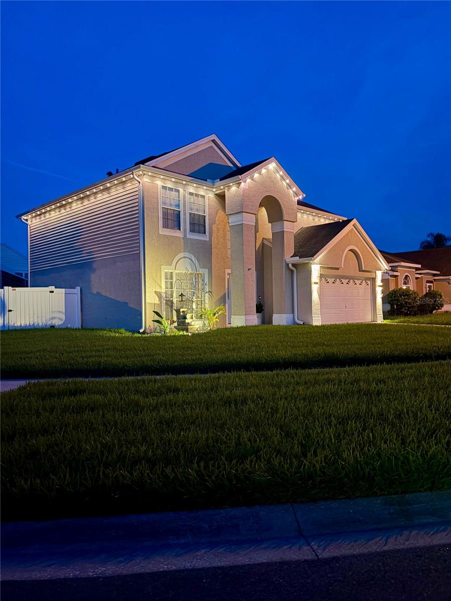 3232 HERONS POINT CIRCLE