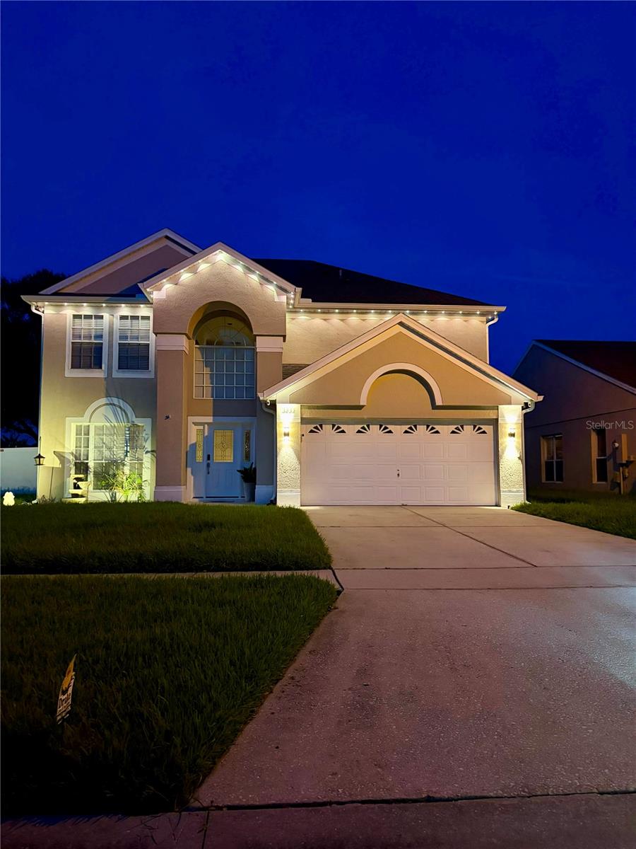 3232 HERONS POINT CIRCLE