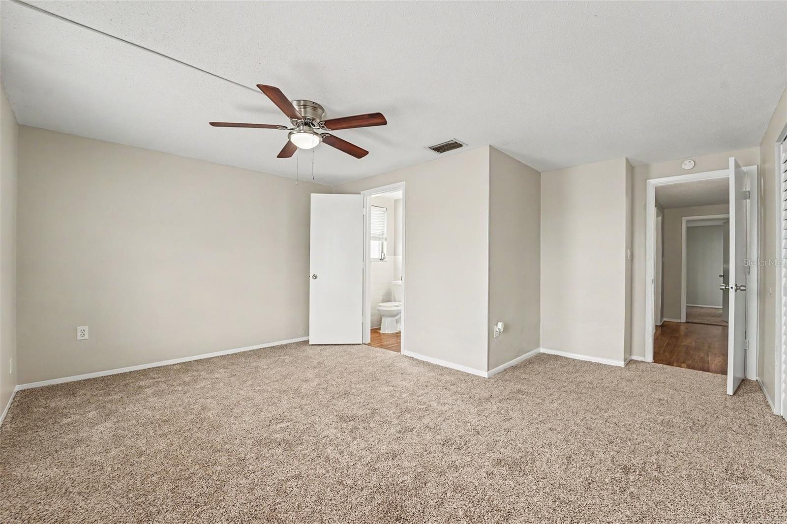JASMINE LAKES - Residential