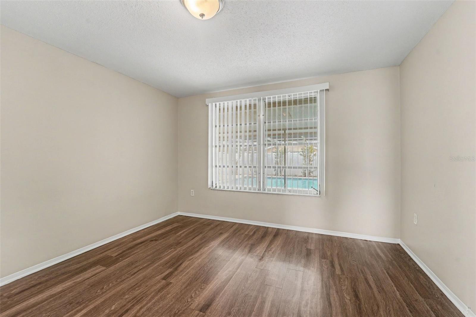 JASMINE LAKES - Residential