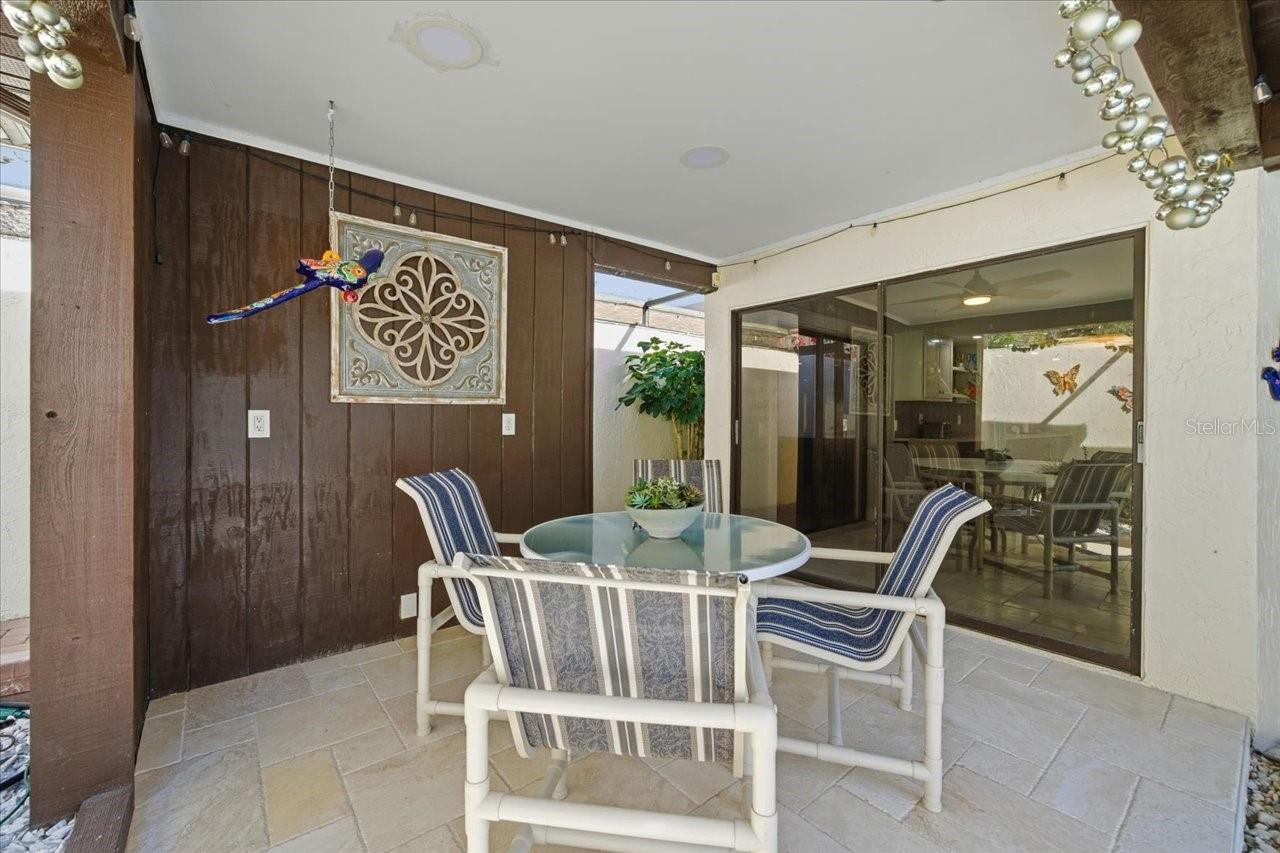 VILLAGE VI OF CARROLLWOOD VILL - Residential