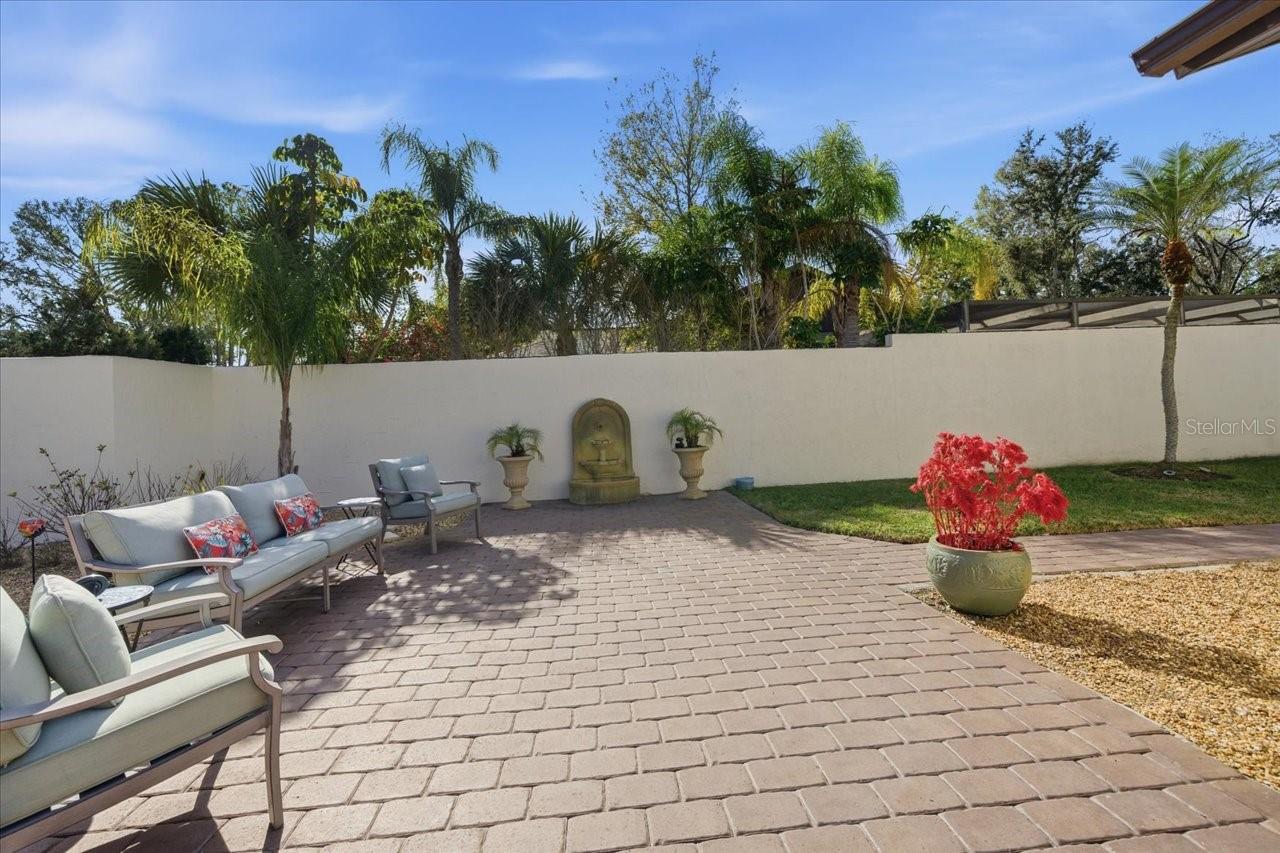 VILLAGE VI OF CARROLLWOOD VILL - Residential