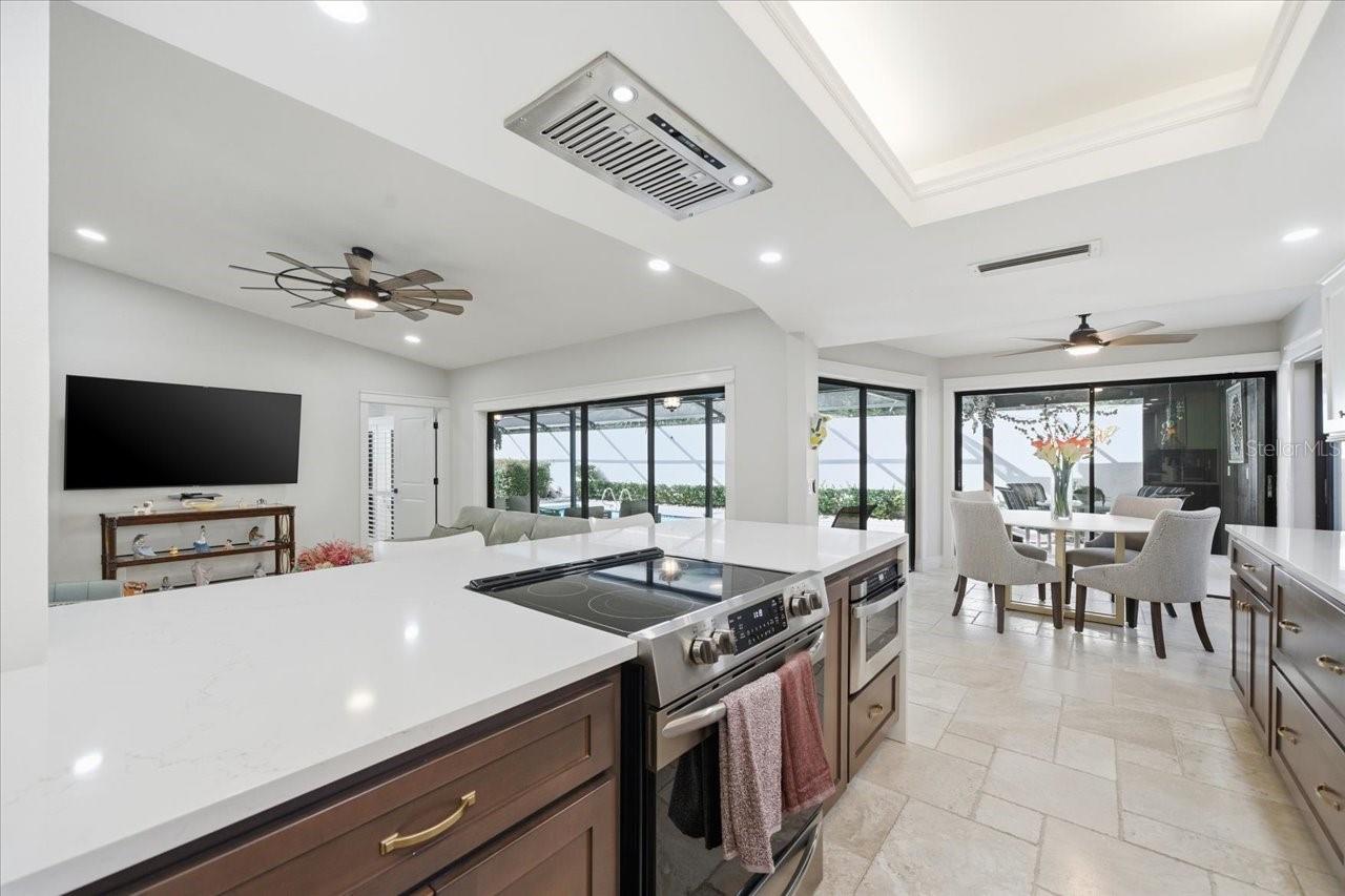 VILLAGE VI OF CARROLLWOOD VILL - Residential