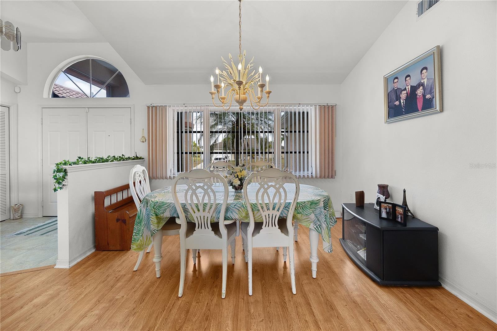 ROTONDA WEST PEBBLE BEACH - Residential