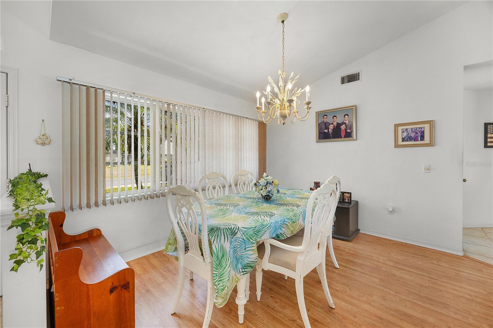 ROTONDA WEST PEBBLE BEACH - Residential