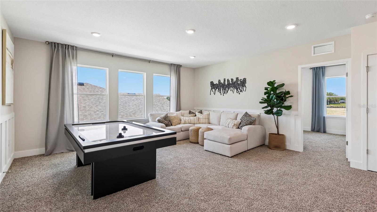 BUCHANAN TRAILS - Residential
