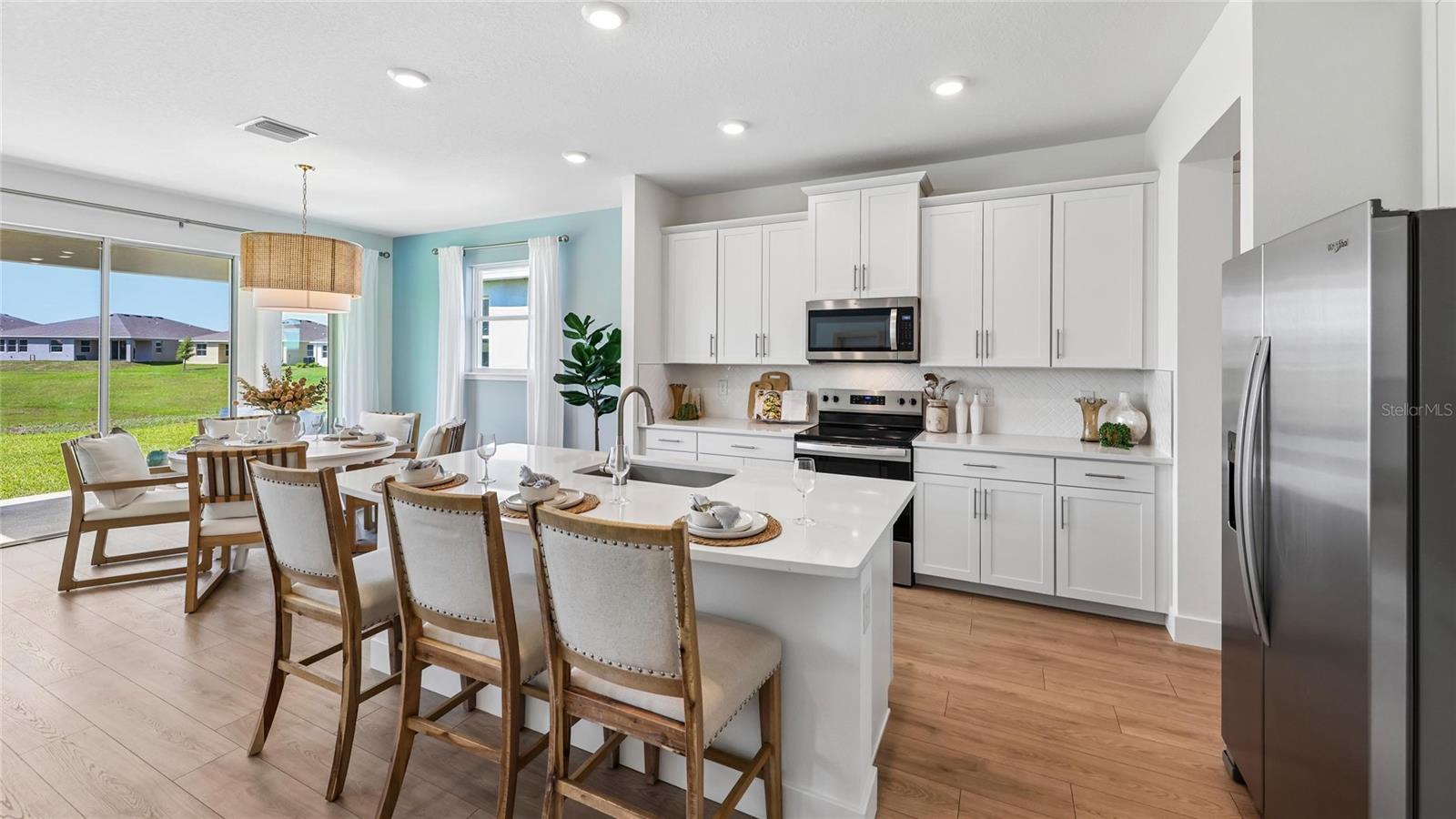 BUCHANAN TRAILS - Residential