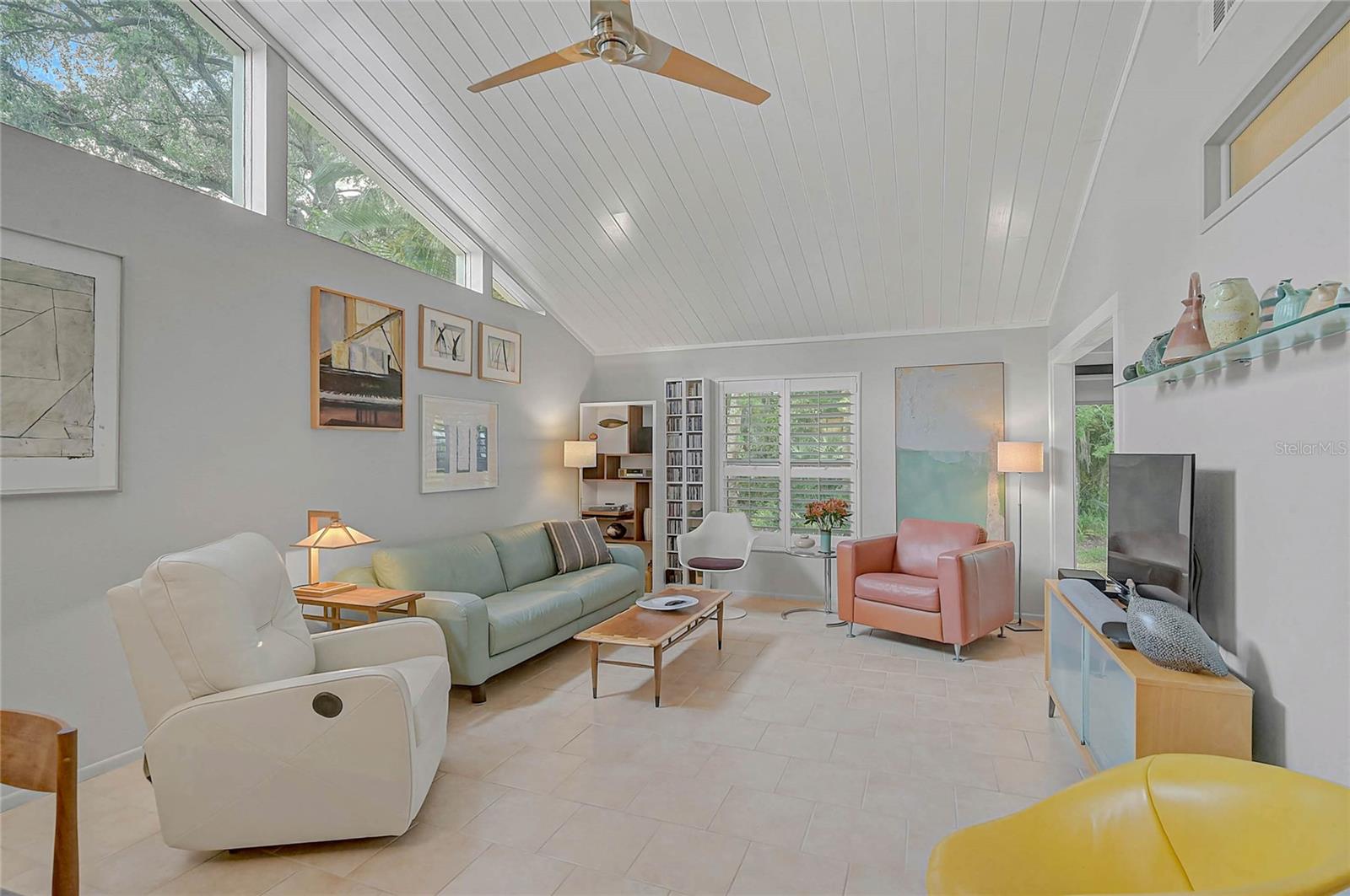 5033 VILLAGE GARDENS DRIVE 24, SARASOTA, FL, 34234 3 5033 VILLAGE GARDENS DRIVE 24