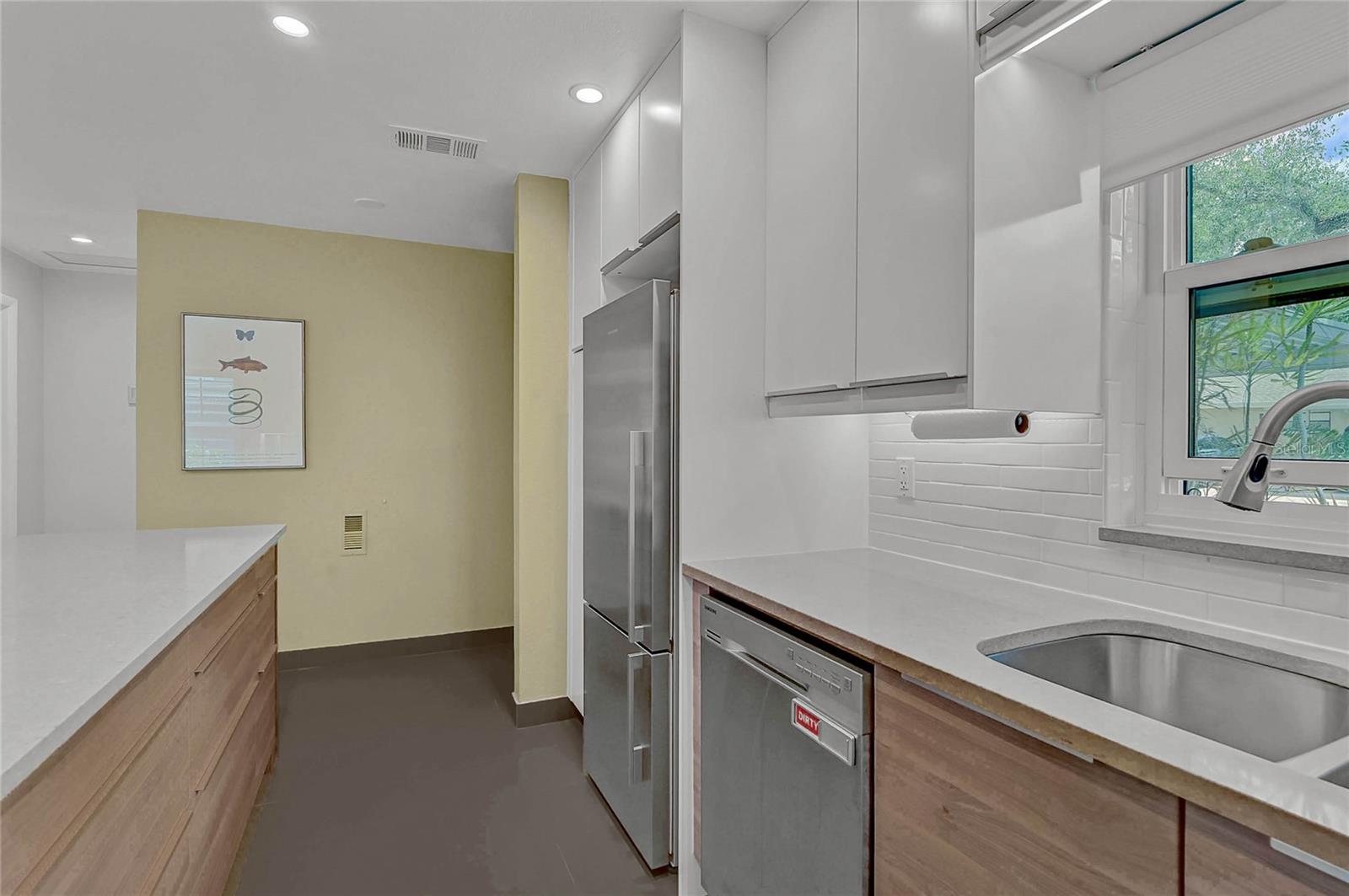 VILLAGE GARDENS PH 1 - Residential