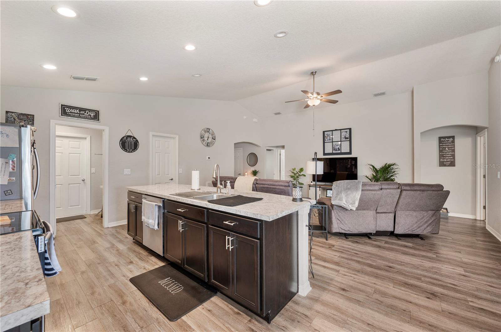 TOWNE PARK ESTATES - Residential