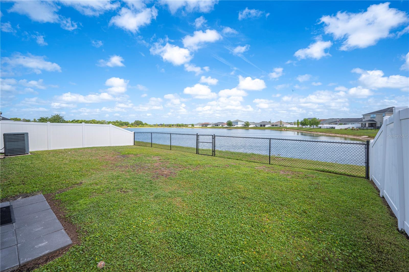 TOWNE PARK ESTATES - Residential