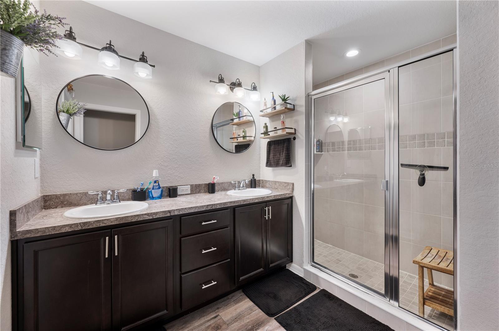 TOWNE PARK ESTATES - Residential