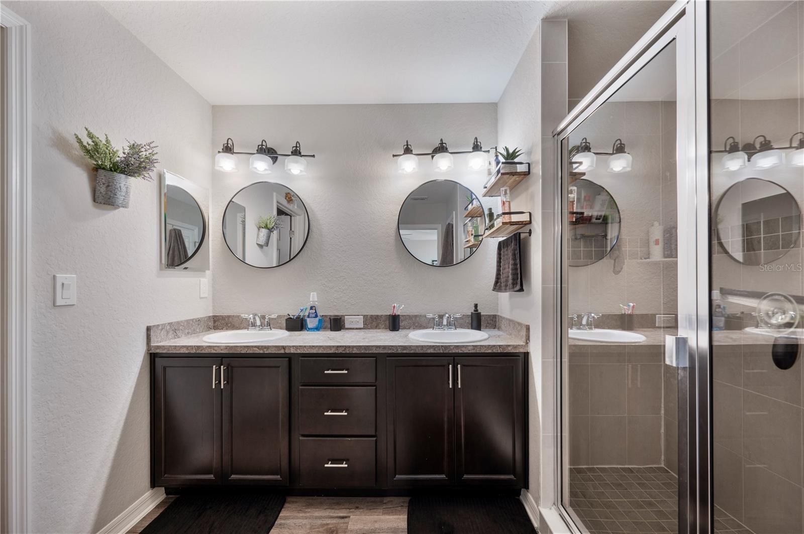 TOWNE PARK ESTATES - Residential