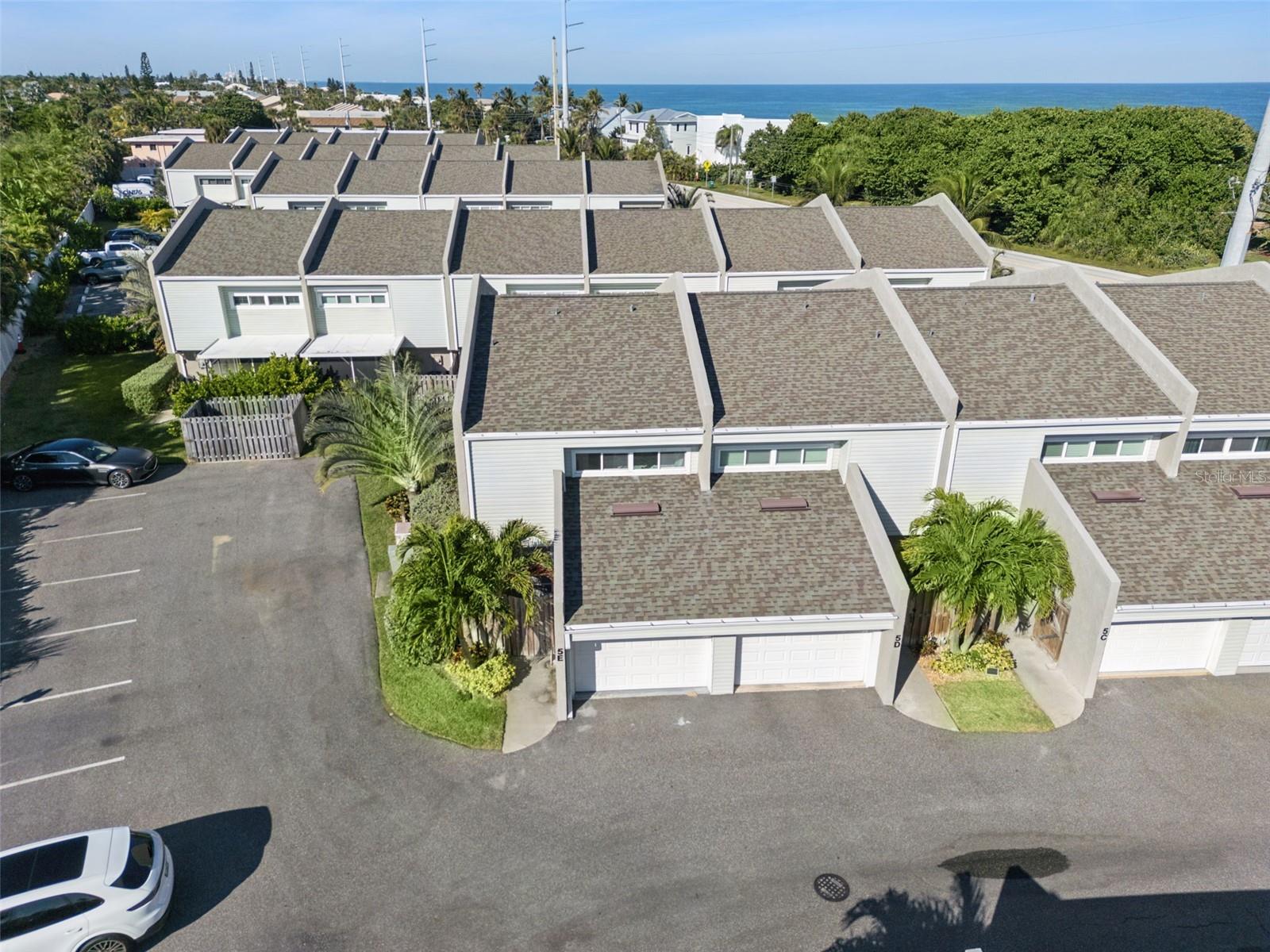 WINDJAMMER TWNHSE CONDO PH III - Residential