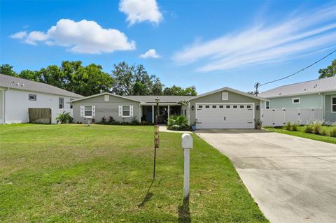 Photo of 2526 Lake Ellen Lane, Tampa, FL 33618 (MLS # W7877687)