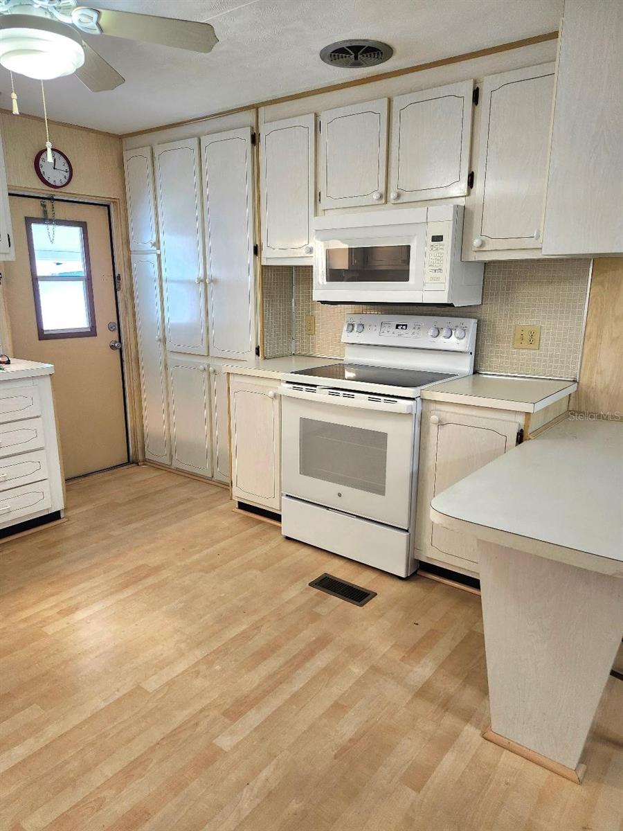 TRAILER ESTATES - Residential