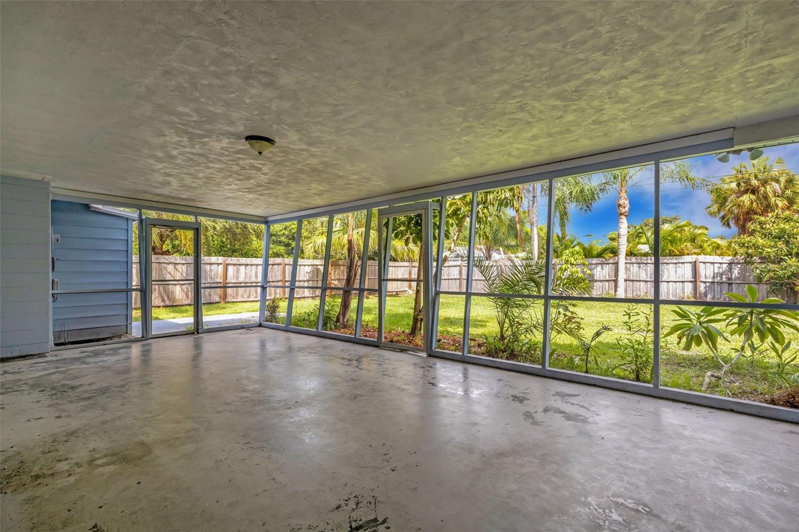 SOUTH GATE RIDGE 02 - Residential