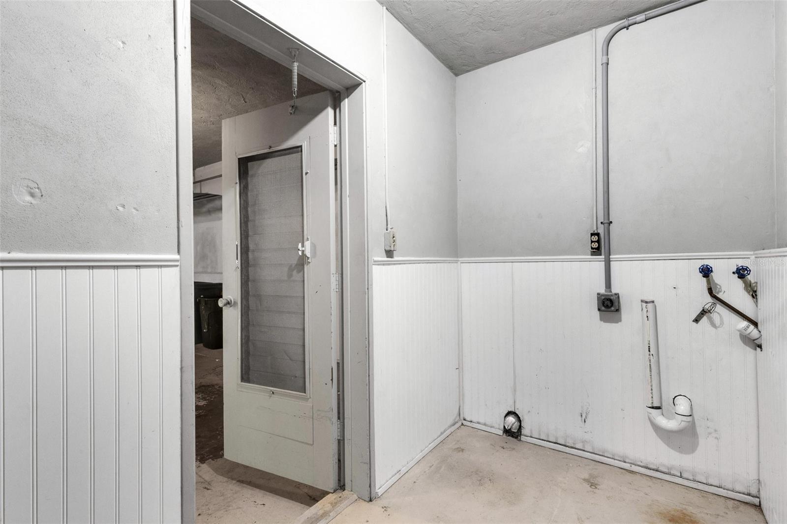 SOUTH GATE RIDGE 02 - Residential