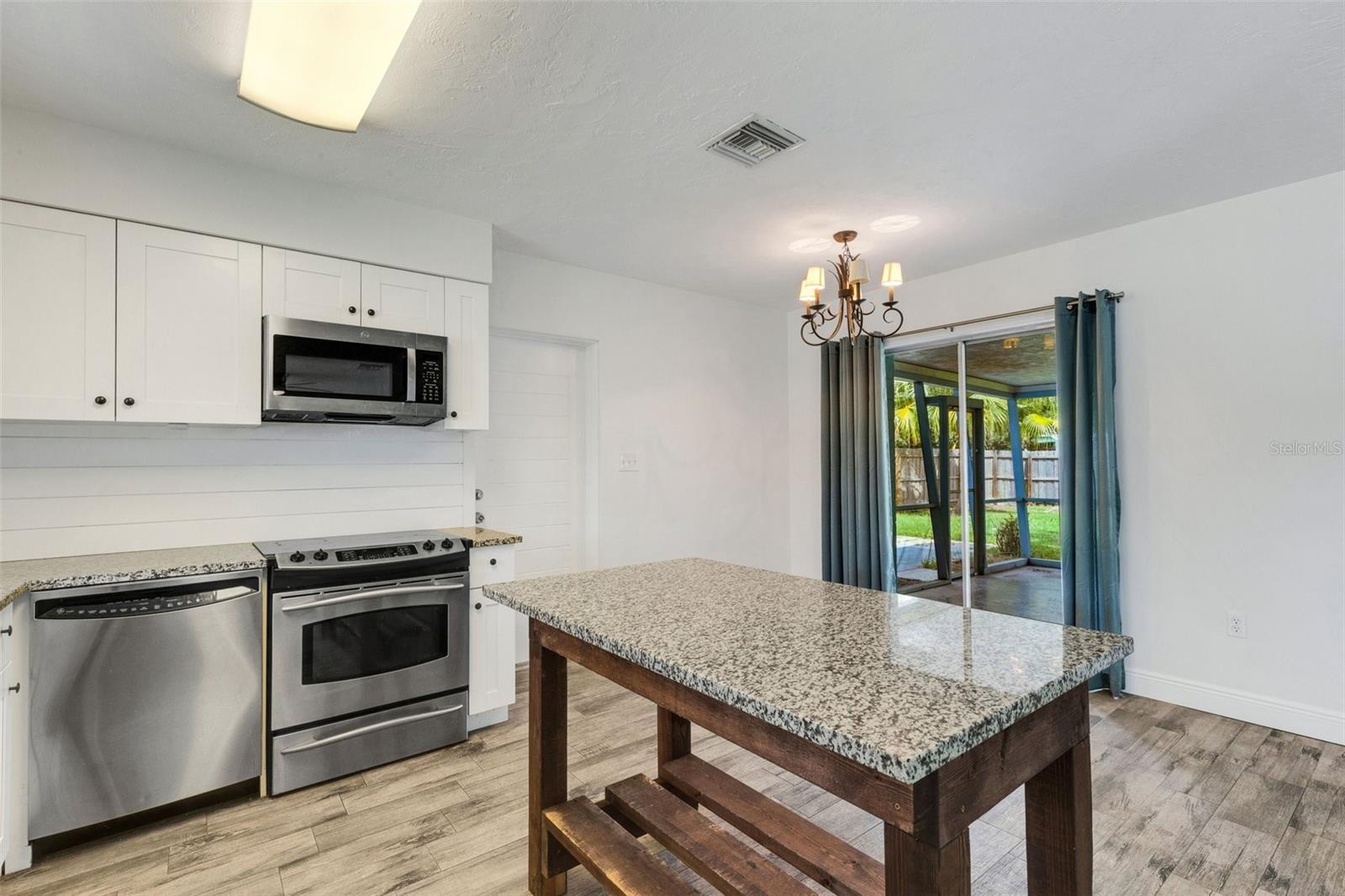 SOUTH GATE RIDGE 02 - Residential