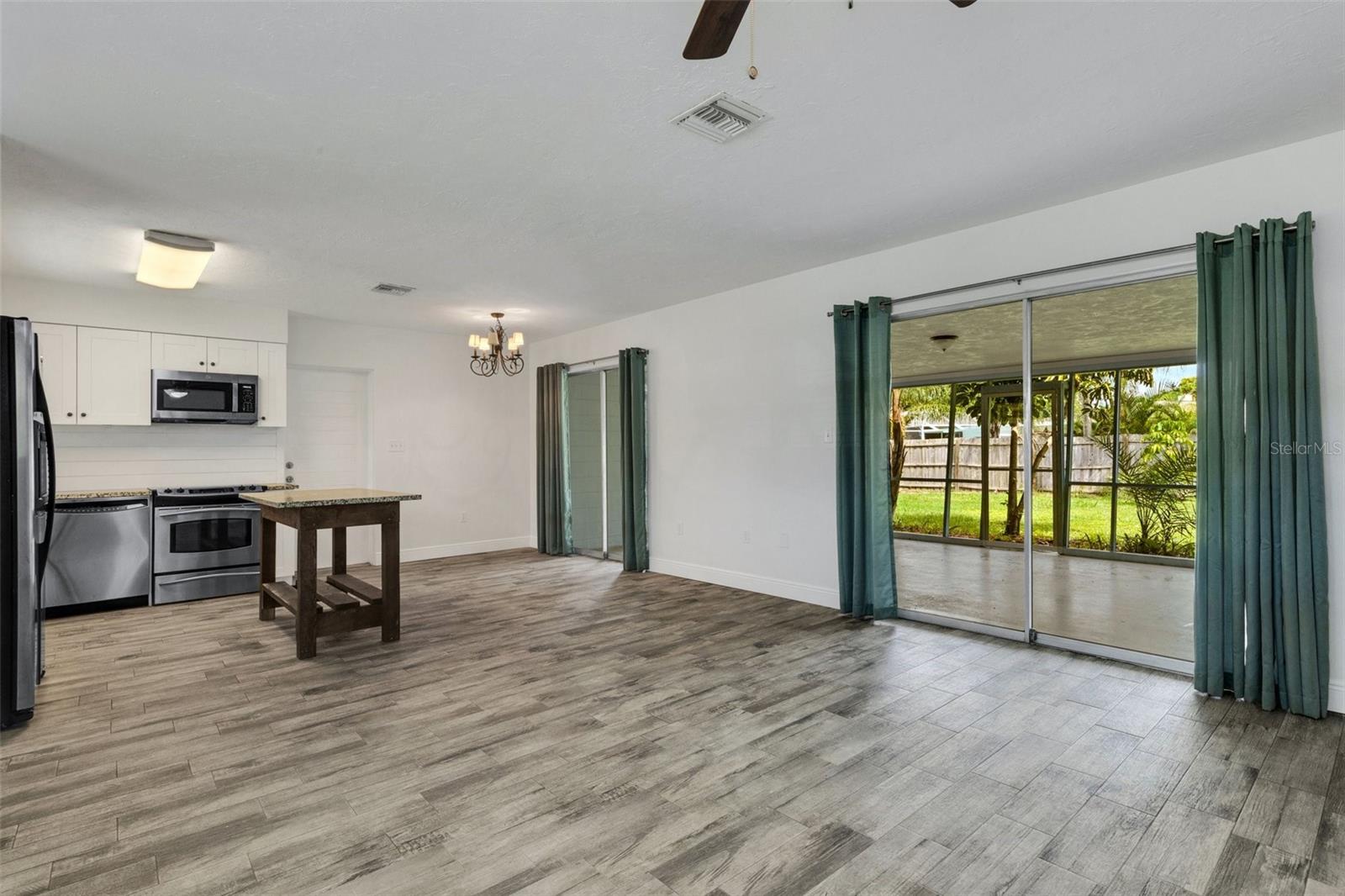 SOUTH GATE RIDGE 02 - Residential