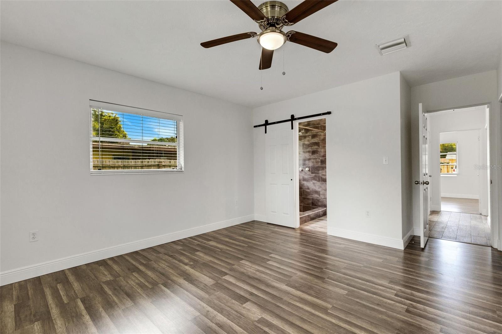 SOUTH GATE RIDGE 02 - Residential