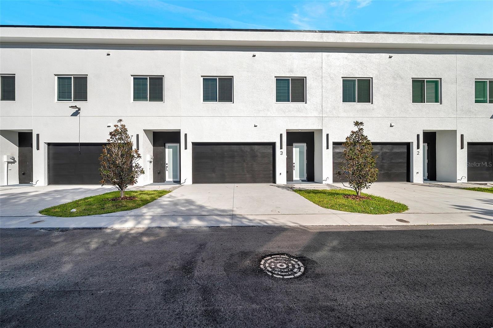 WEST TAMPA TOWNHOMES - Residential Income