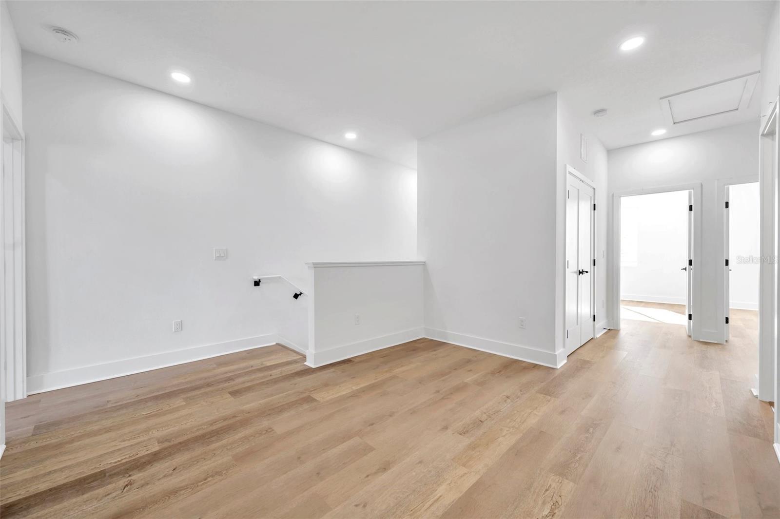 WEST TAMPA TOWNHOMES - Residential Income