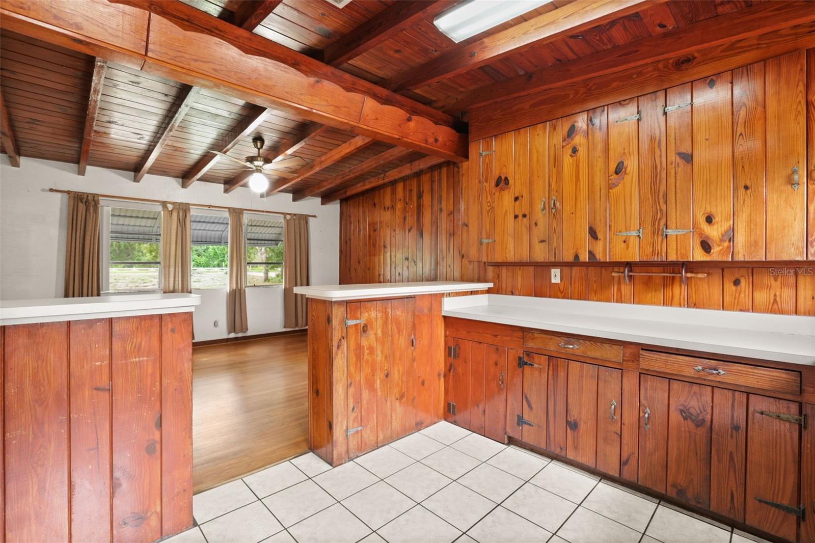 SPORTSMANS PARADISE - Residential