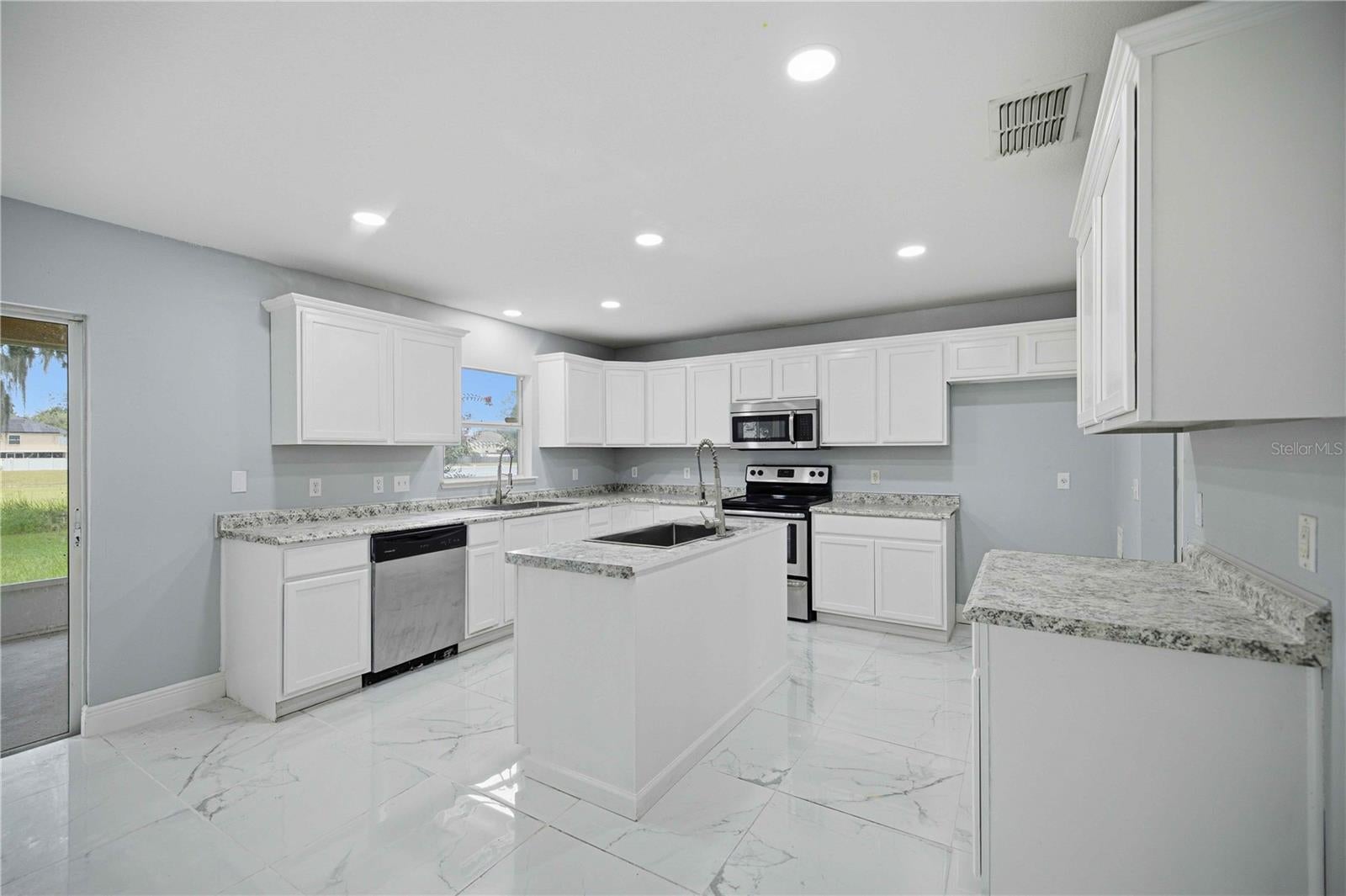 4517 SE 31ST PLACE