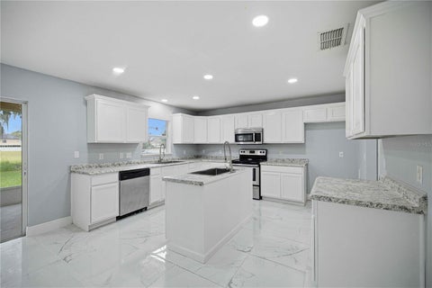 Tiny photo for 4517 SE 31st Place, Ocala, FL 34480 (MLS # OM729512)